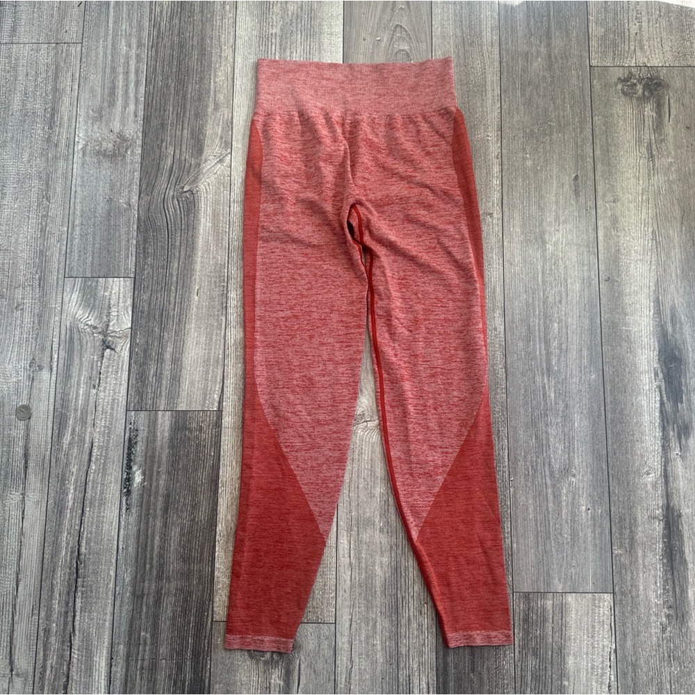 PINK Victoria's Secret Leggings in Orange Rust color size M Medium